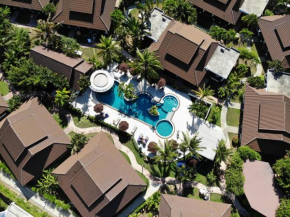 Гостиница BLU PINE Villa & Pool Access - SHA Plus  Ката Бич